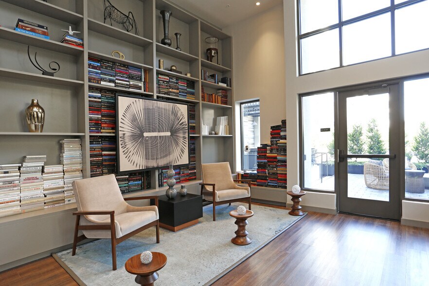 More Photos Of 1375-1411 Sycamore Ave, Hercules Unknown For Lease