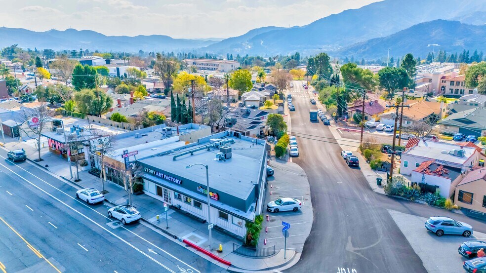 More Photos Of 2870 Foothill Blvd, La Crescenta Office For Sale