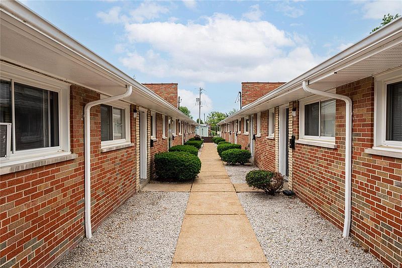 More Photos Of 3646 Illinois Ave, Saint Louis Apartments For Sale