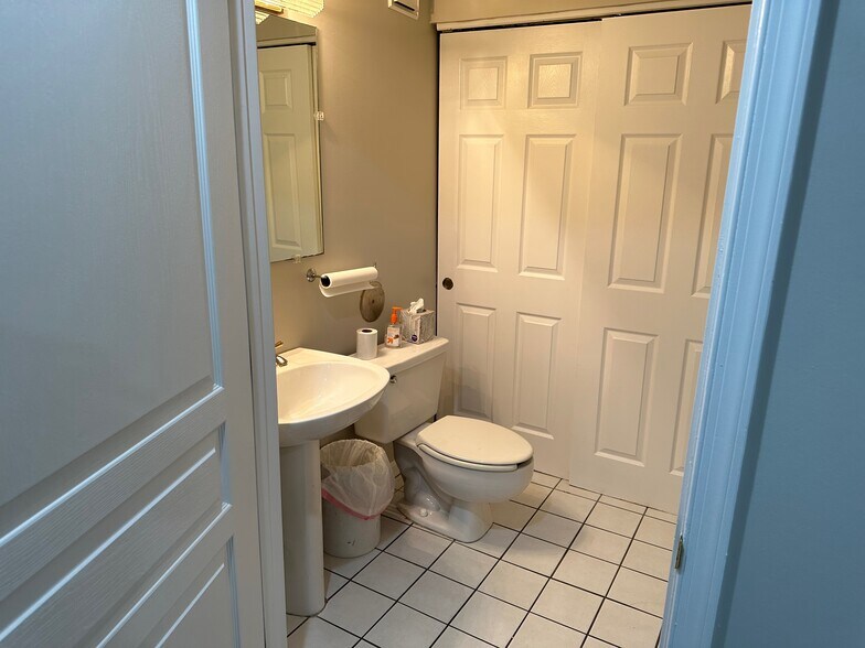 More Photos Of 5032-5038 Dorsey Hall Dr, Ellicott City Medical For Lease