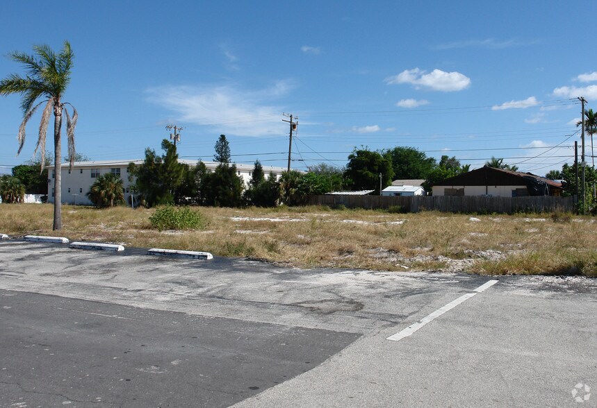 More Photos Of 1122 S J St, Lake Worth Beach Land For Sale