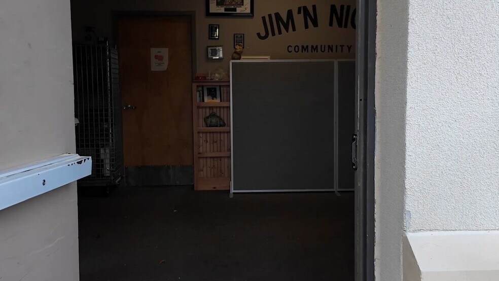 Primary Photo Of 1095 Old Peachtree Rd NW, Suwanee Freestanding For Lease