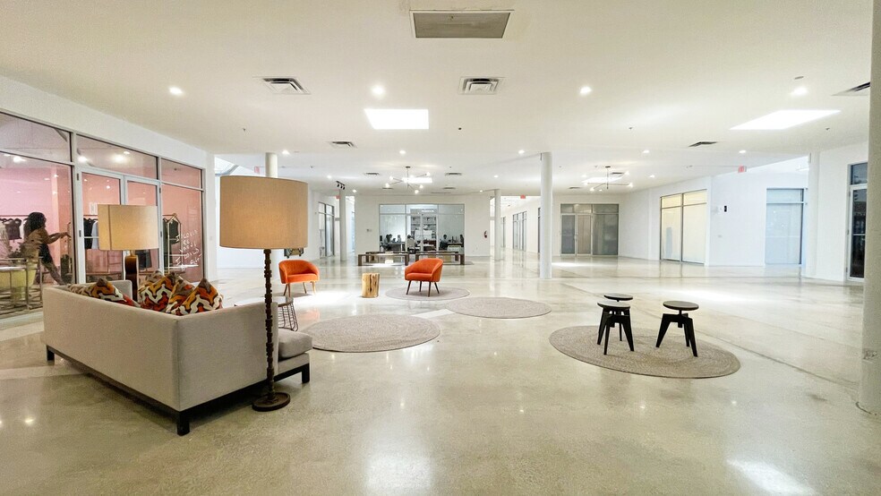 More Photos Of 7201-7275 NE 4th Ave, Miami Showroom For Lease