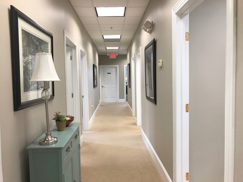 More Photos Of 700 Churchill Ct, Woodstock Office For Lease