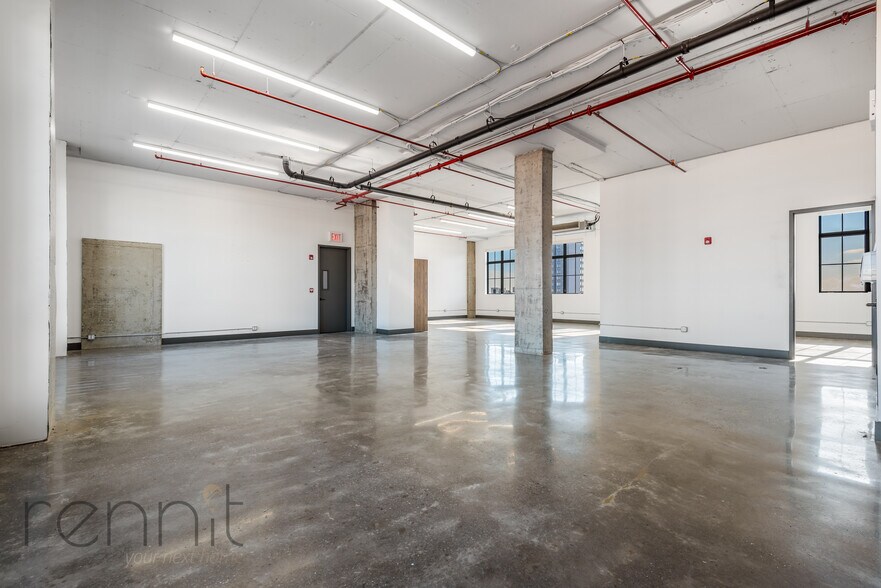 More Photos Of 640 Parkside Ave, Brooklyn Warehouse For Lease