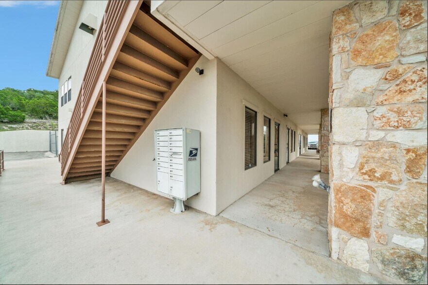 More Photos Of 180 Joe Wimberley Blvd, Wimberley Medical For Lease