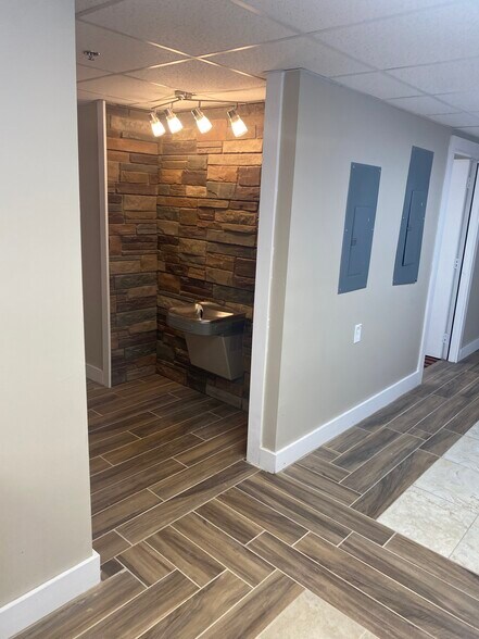 More Photos Of 9117 Columbus Cincinnati Rd, West Chester Healthcare For Lease