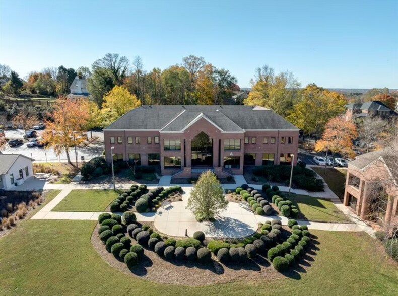 Primary Photo Of 330 Pelham Rd, Greenville Medical For Lease