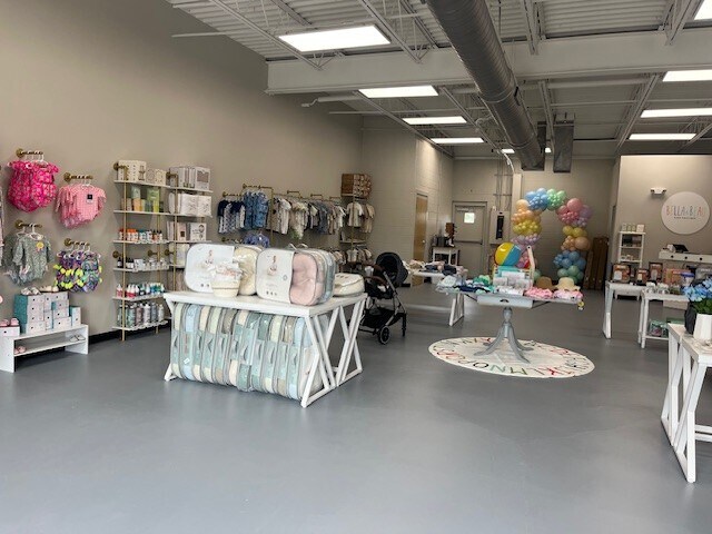 More Photos Of 2221 N Center St, Hickory Storefront Retail Office For Lease