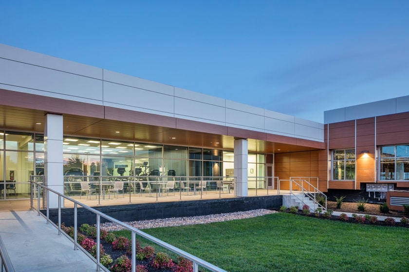 More Photos Of 6800 W 115th St, Overland Park Office For Lease