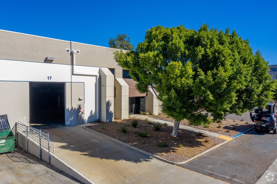 More Photos Of 7825 Trade St, San Diego Warehouse For Lease