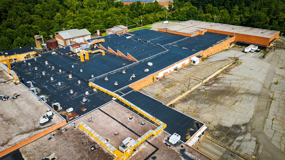 Primary Photo Of 1 Walker Rd, Martinsville Manufacturing For Sale
