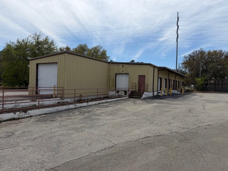 More Photos Of 2150 NE 31st Ave, Gainesville Self Storage For Sale