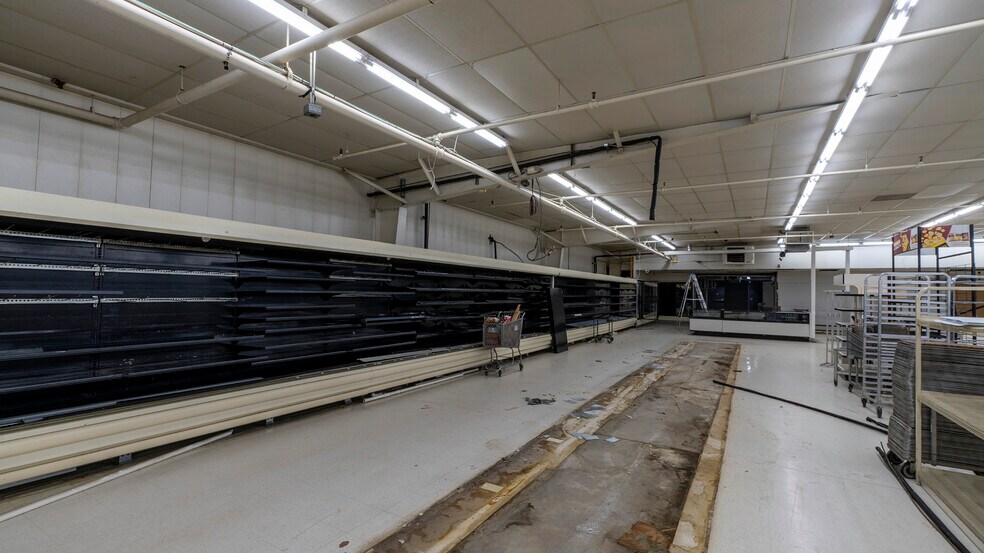 More Photos Of 2106 Valley Dr E, Miles City General Retail For Sale