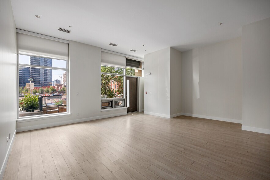 More Photos Of 1130 3 St SE, Calgary Flex For Sale