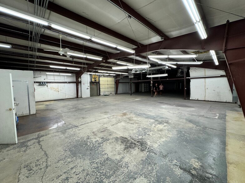 More Photos Of 2440 S 3400 W, Salt Lake City Manufacturing For Lease