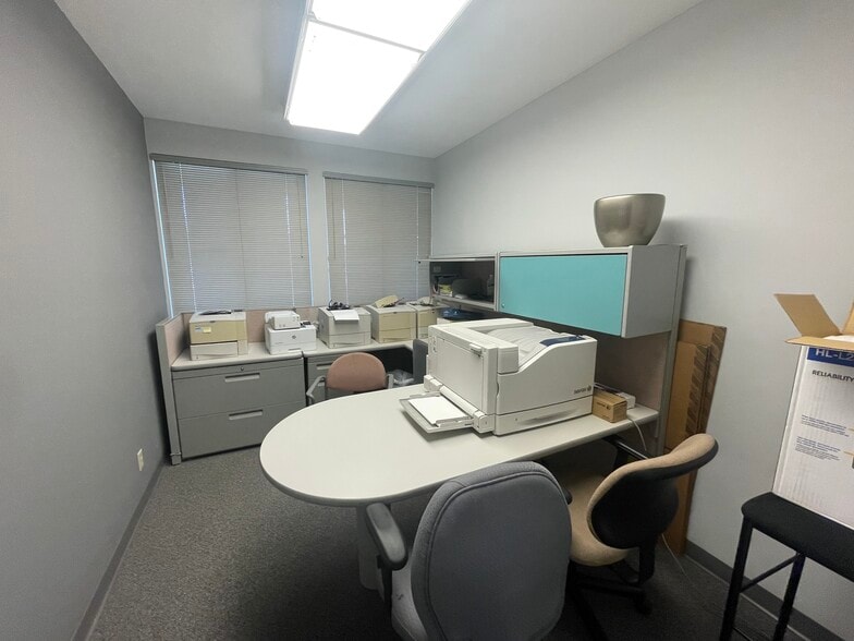 More Photos Of 13822 Beach Blvd, Westminster Office For Sale