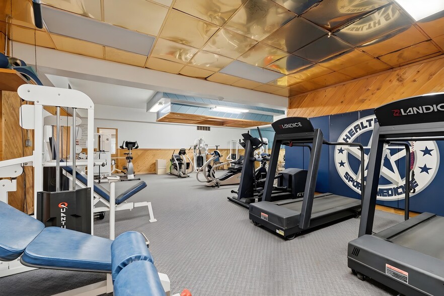 More Photos Of 507 Pittsburgh St, Springdale Rehabilitation Center For Sale