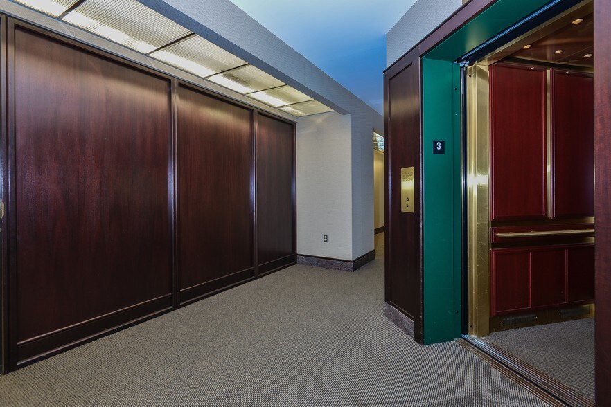 More Photos Of 1350 Division Rd, West Warwick Office For Lease