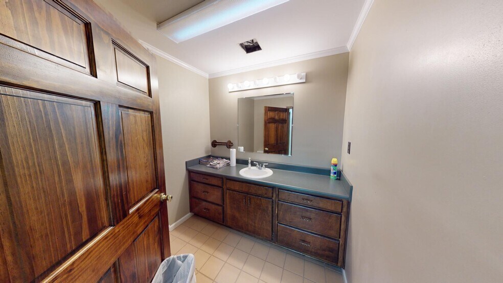 More Photos Of 11708 GA Highway 24 W, Sandersville Warehouse For Sale