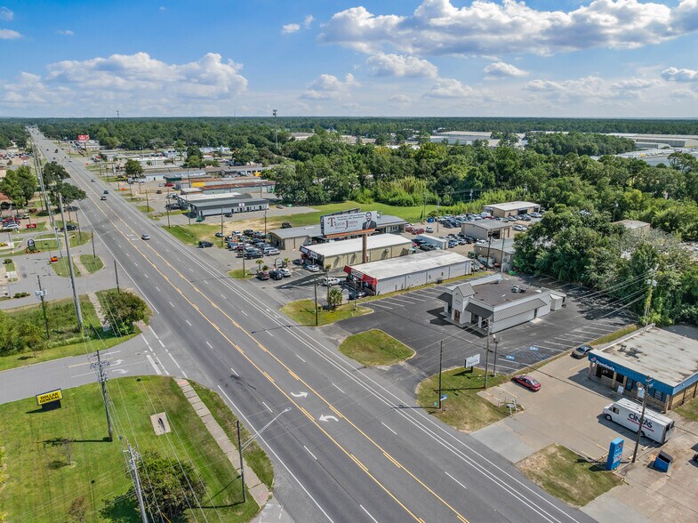 More Photos Of 922 Saraland Blvd S, Saraland Restaurant For Sale