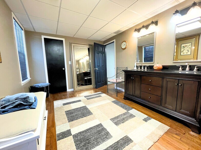 More Photos Of 735 Main St, Johnson City Storefront Retail Residential For Sale