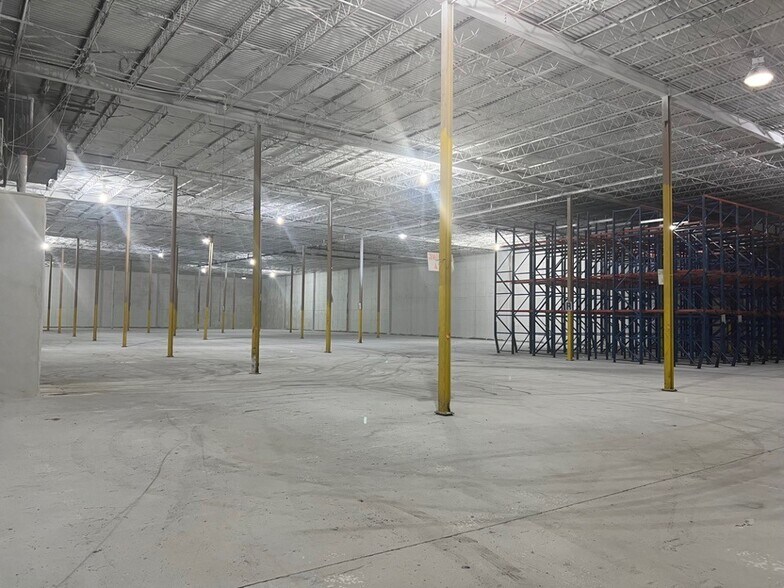 More Photos Of 1801 Bradford Ave, Leesburg Refrigeration Cold Storage For Sale