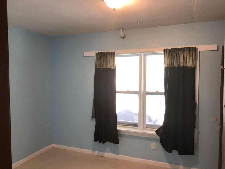 More Photos Of 2522 Holly Hill Dr, San Antonio Medical For Lease