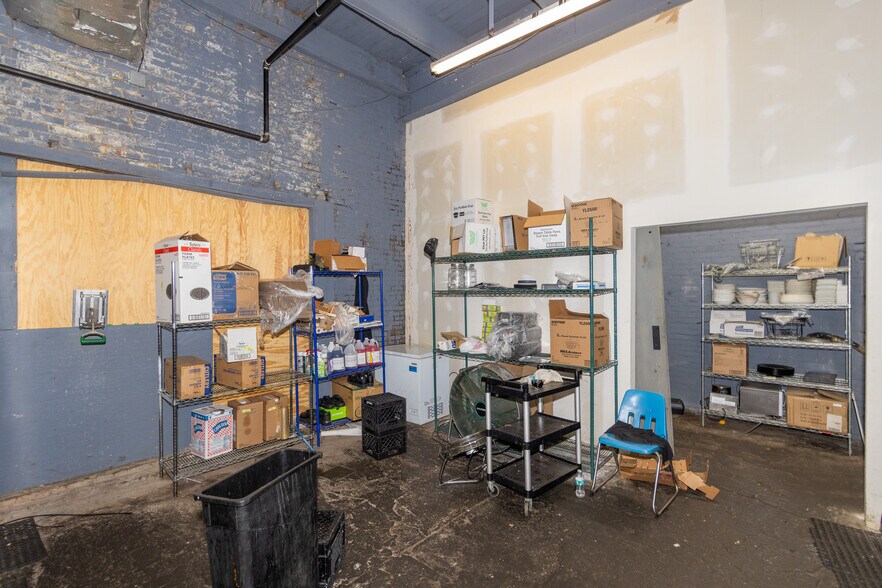 More Photos Of 1820 E 30th St, Cleveland Sports And Entertainment For Sale