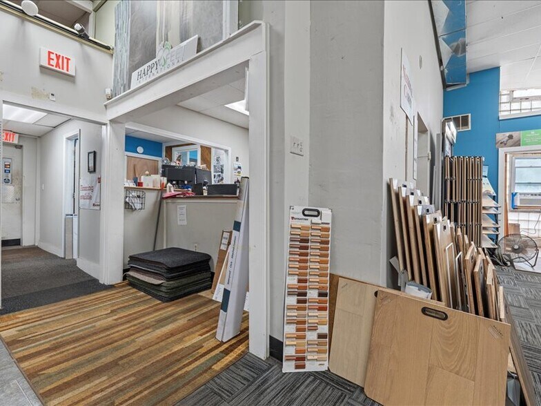 More Photos Of 808-22 Burnet Ave, Syracuse Warehouse For Sale