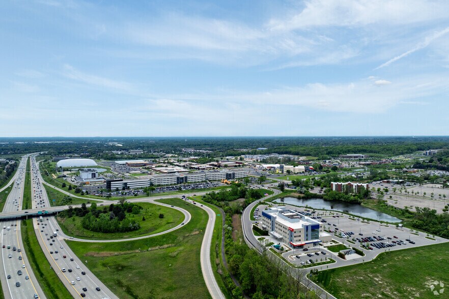 More Photos Of 39000 W Seven Mile Rd, Livonia Medical For Lease