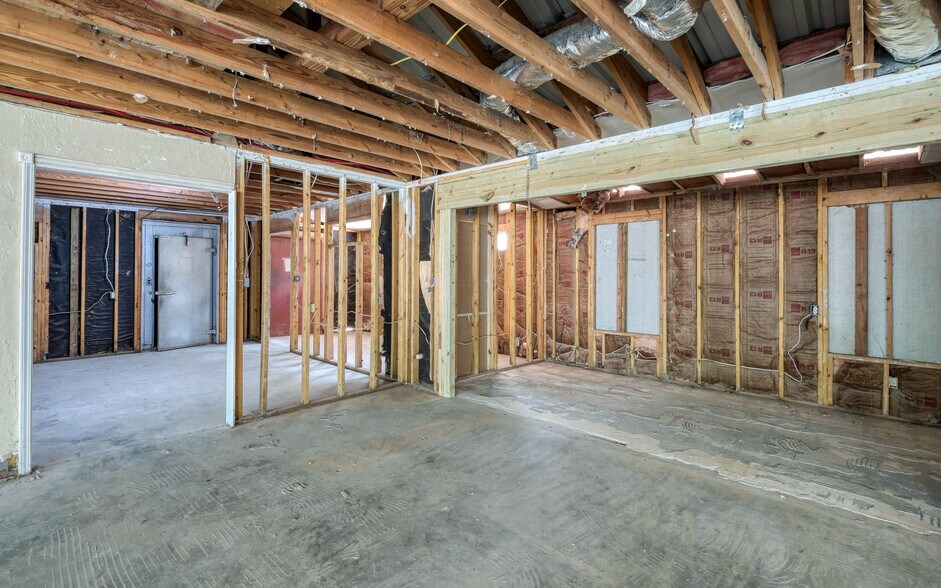 More Photos Of 30291 FM 1488 Rd, Waller Lodge Meeting Hall For Sale