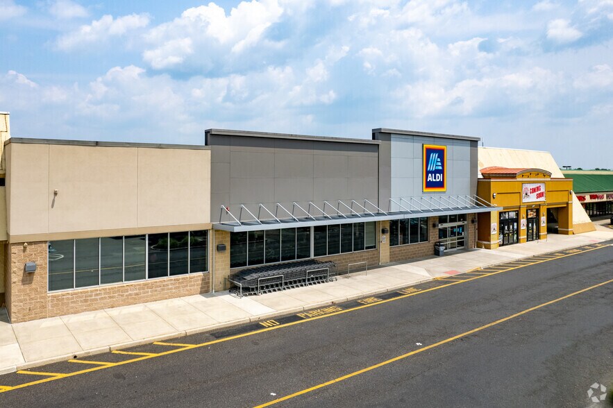 More Photos Of 800-1060 Delsea Dr N, Glassboro Unknown For Lease