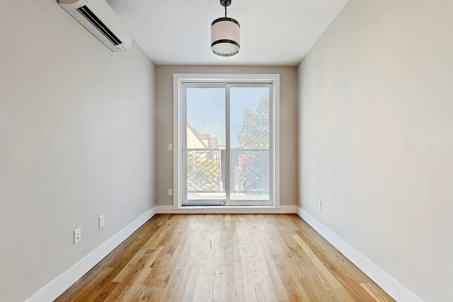 More Photos Of 762-764 E 32nd St, Brooklyn Apartments For Sale