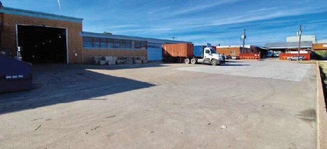 More Photos Of 5520 Armour Dr, Houston Warehouse For Lease