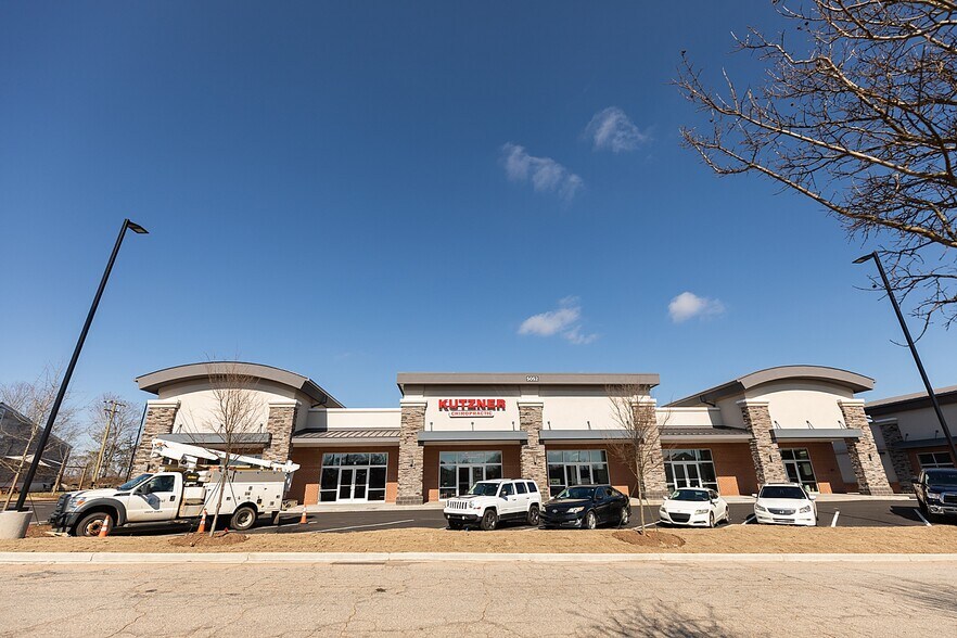 More Photos Of 5052 Old Buncombe Rd, Greenville Storefront Retail Office For Lease