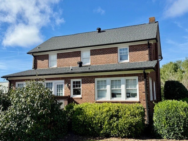 More Photos Of 85 Peachtree Rd, Asheville Office For Sale