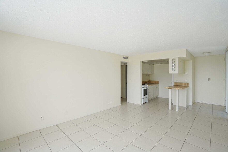 More Photos Of 100 SE 21 St, Fort Lauderdale Apartments For Sale