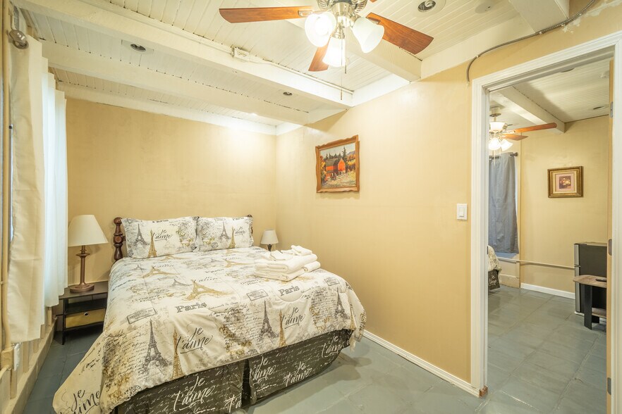 More Photos Of 2306 Sudderth Dr, Ruidoso General Retail For Sale