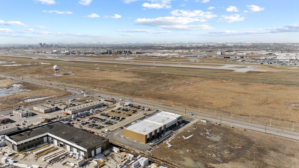 More Photos Of 10680 36 St NE, Calgary Distribution For Sale