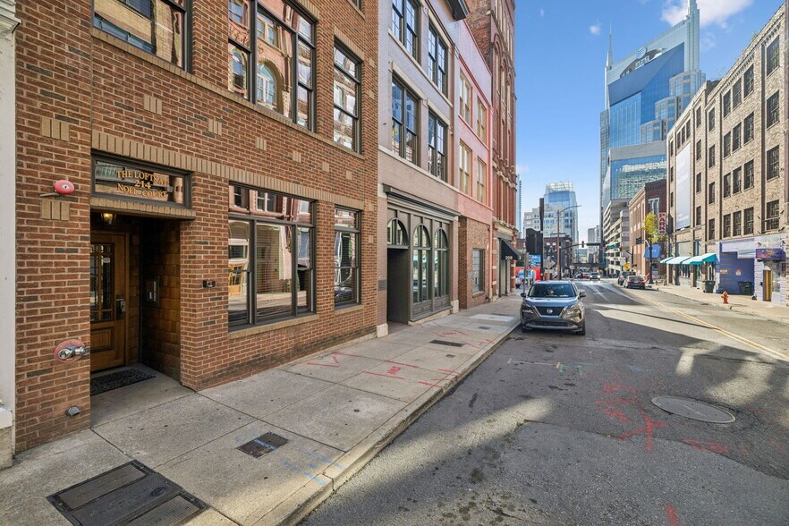 More Photos Of 214 3rd Ave N, Nashville Apartments For Sale