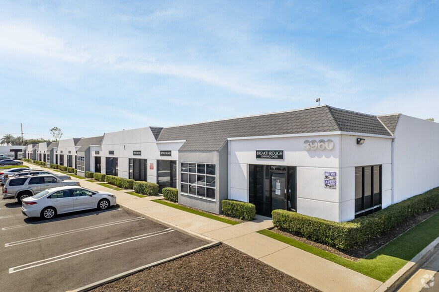 More Photos Of 3960 Prospect Ave, Yorba Linda Light Manufacturing For Lease