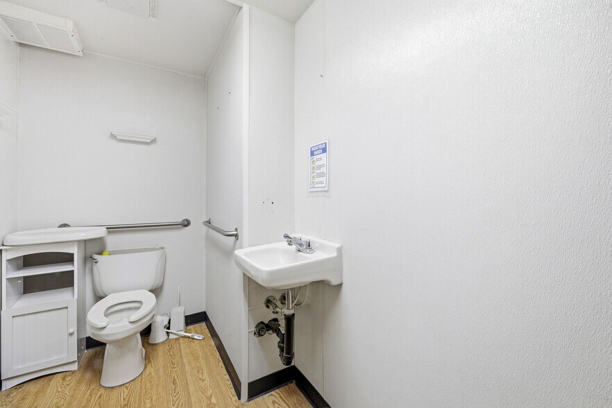 More Photos Of 103 Main, Greer Storefront Retail Office For Sale