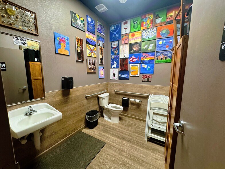 More Photos Of 2222 Ocoee Apopka Rd, Ocoee General Retail For Lease