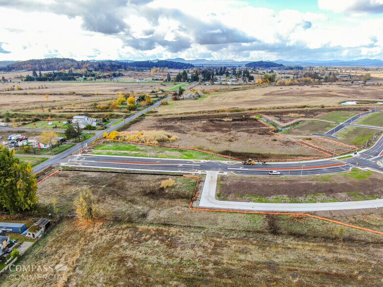 More Photos Of Royal Ave, Eugene Land For Sale