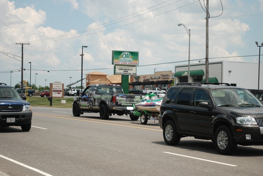 More Photos Of 10033 Wicker Ave, Saint John Freestanding For Lease