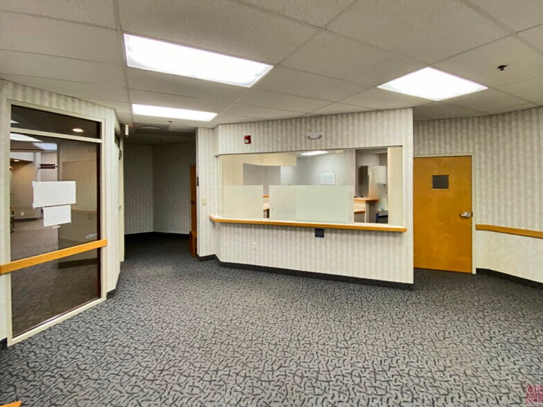 More Photos Of 1260 Silas Deane Hwy, Wethersfield Medical For Lease