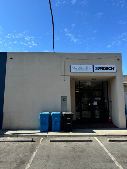 More Photos Of 825 Santa Cruz Ave, Menlo Park Storefront Retail Office For Lease