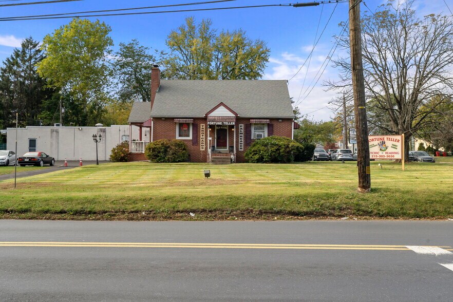 More Photos Of , Hatboro Unknown For Sale