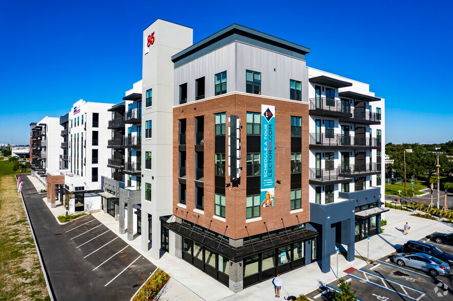 More Photos Of 2409 E 2nd Ave, Tampa Apartments For Lease